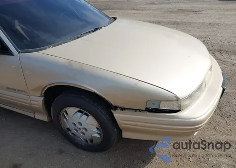 1994 Oldsmobile Cutlass Supreme S z USA, uszkodzony, nr VIN 1G3WH55M6RD388952